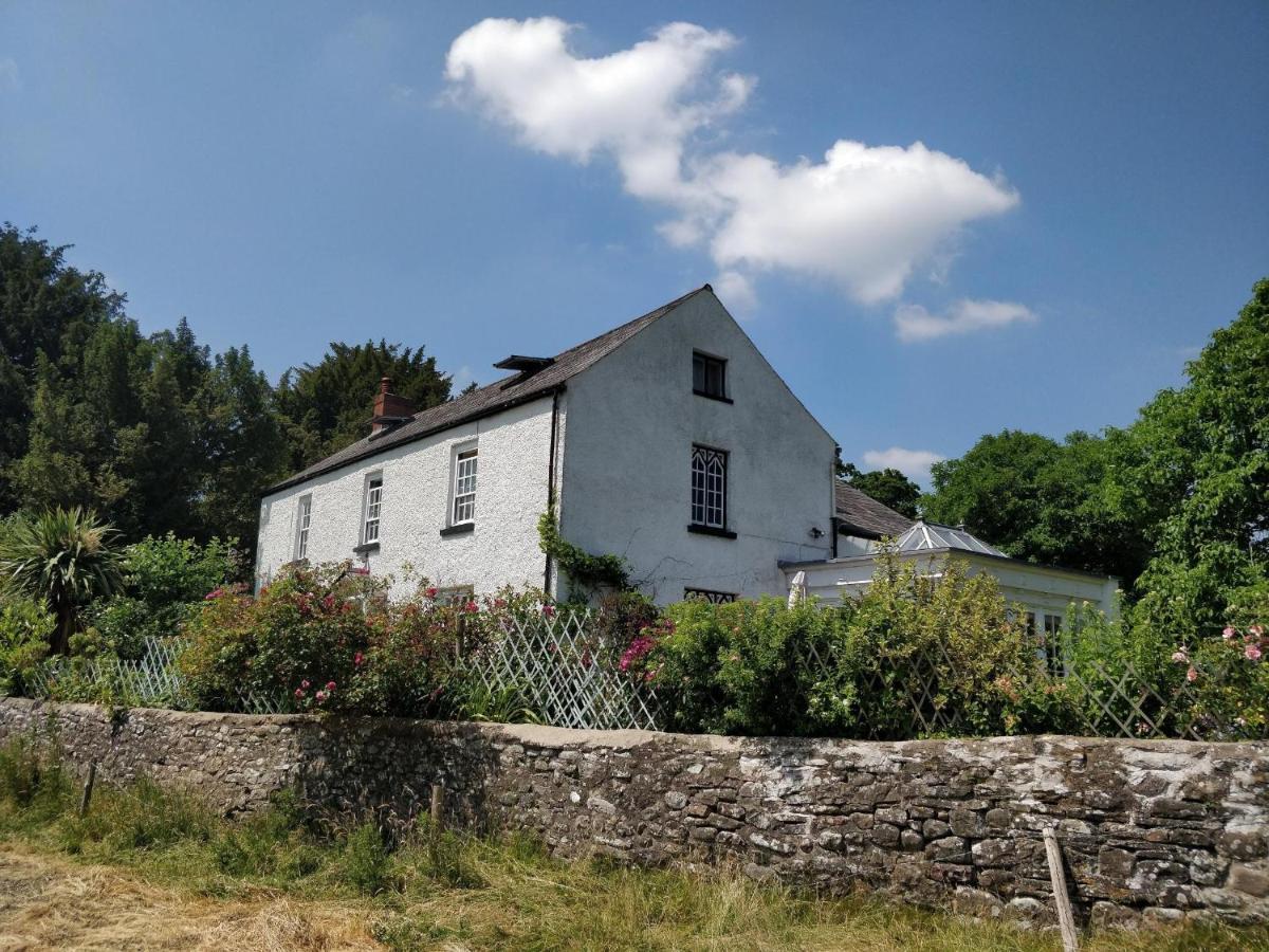 The Old Rectory Bed & Breakfast Abergavenny Exteriör bild