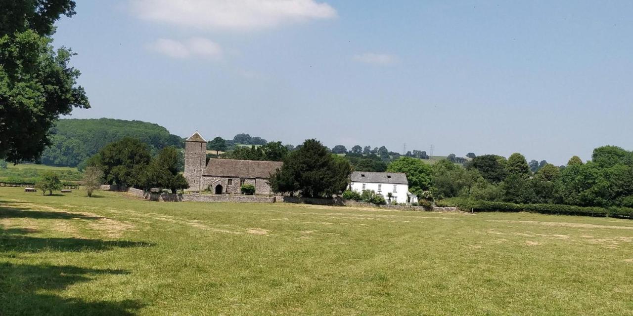The Old Rectory Bed & Breakfast Abergavenny Exteriör bild