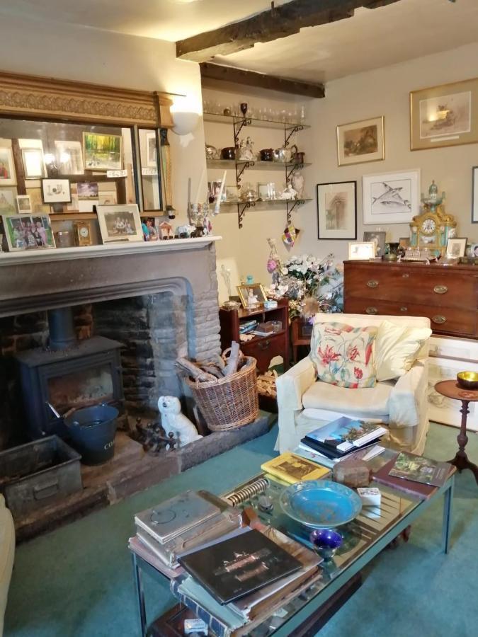 The Old Rectory Bed & Breakfast Abergavenny Exteriör bild